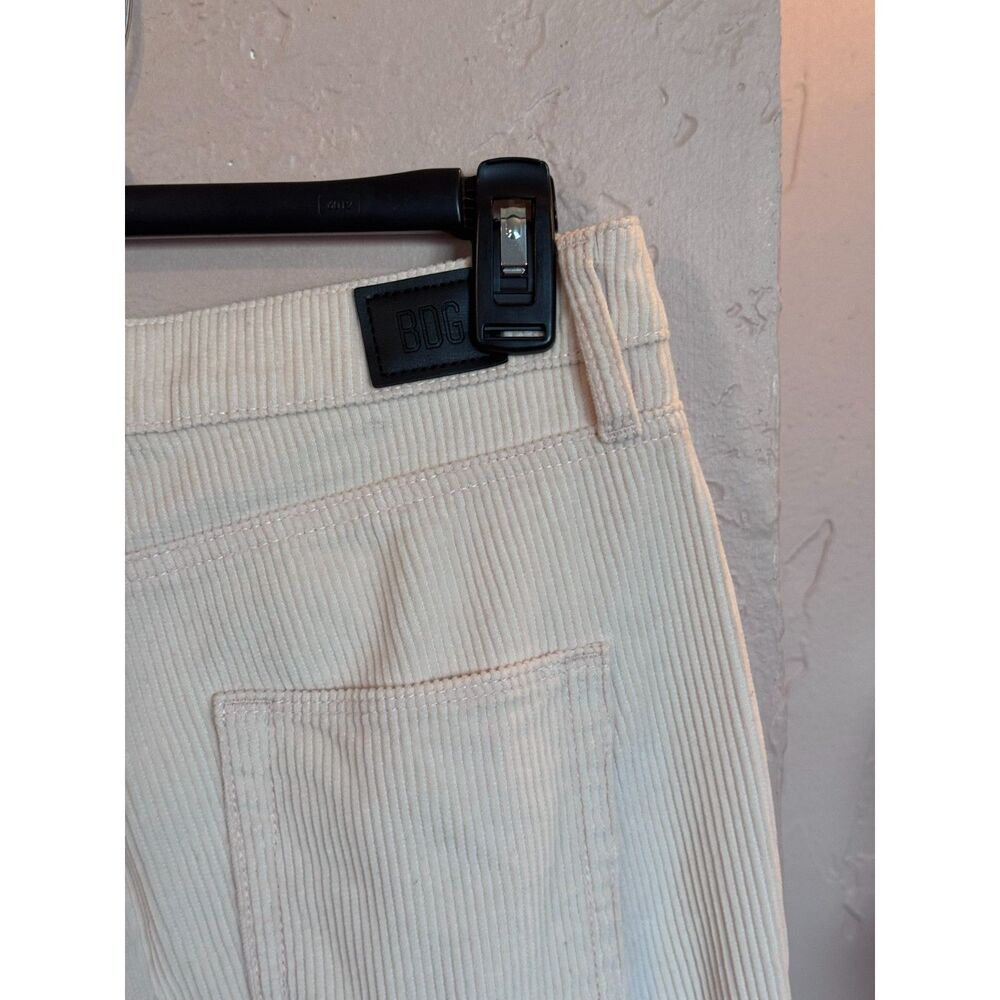 Urban Outfitters BDG Mom High-Rise Cream Corduroy Trousers Pants 29 UO - Picture 5 of 6